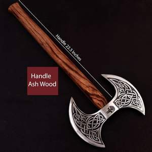 Hache viking à double tête forgée à la main – Tête en acier au carbone gravée à l'acide, manche en bois de frêne massif avec fourreau en cuir – Haches OEM personnalisées - Product Image 3