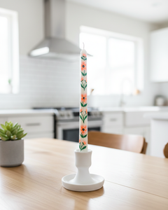 Vela Cónica de Cera de Soja Pintada a Mano con Diseño de Flor de Durazno y Base de Cerámica para Bodas y Navidad - Product Image 3