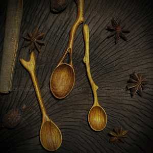 Cuillère à café en bois sculptée à la main avec décor d'oiseau, ustensile noir pour la cuisine, compatible lave-vaisselle et micro-ondes, pour la décoration de la cuisine - Product Image 5