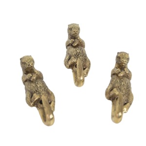 ตะขอแขวนผนังทองเหลืองสะดุดตา ดีไซน์สวยงาม เหมาะสำหรับห้องเด็ก สำนักงาน โรงแรม และร้านอาหาร ของตกแต่งผนังจากอินเดีย - Product Image 3