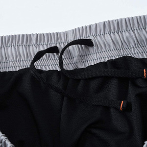 Shorts de sport gris pour homme, séchage rapide, taille élastique, décontractés, en polyester tissé - Product Image 4