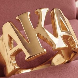 แหวนทองคำขาว 14K ชุบทองคำแท้ ดีไซน์ตัวอักษรแบบฉลุลาย สำหรับผู้หญิง ดีไซน์หรูหรา สง่างาม เหมาะสำหรับเป็นเครื่องประดับแฟชั่นสุดหรู  แบบสั่งทำพิเศษ  ลายตัวอักษรภาษากรีก - Product Image 2