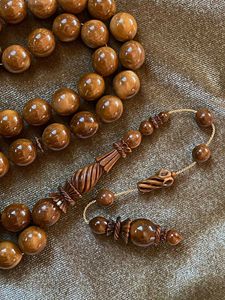 Misbaha rond en résine artisanale de luxe, respectueux de l'environnement - Product Image 3