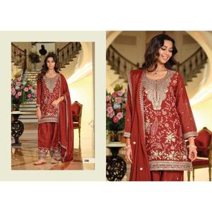 Élégant ensemble Salwar en Chinon lourd avec broderies, tenue ethnique de luxe pour femmes modernes, idéal pour les soirées. - Product Image 1