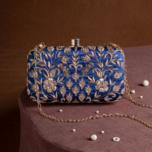 Pochette de mariée Zardozi avec broderie de perles demi-lune, en soie, classique, faite à la main, élégante, décontractée, douce, pour mariage ou cadeau - Product Image 1