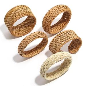 Pulseras de ratán para niñas, brazaletes abiertos, accesorio para damas, brazalete trenzado a mano natural. - Product Image 4