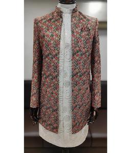 Tenue indowestern pour homme, sherwani, en tissu de soie brodé, idéale pour les cérémonies traditionnelles et les mariages. - Product Image 2