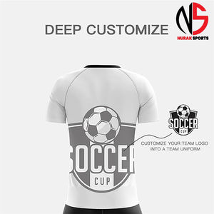 Uniforme de Fútbol Original en Venta, Nuevo Estilo con Logotipo y Tela Personalizados, 100% Poliéster, Ropa de Fútbol OEM 2026 - Product Image 5