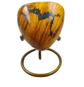 Corazón de madera recuerdo cremación urna pata gato para cenizas de mascotas humanas hecho a mano único en forma de corazón para adultos con soporte de exhibición - Product Image 1