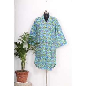 Camisa Midi de Algodón 100% con Estampado Floral, Cuello en V, para Eventos Formales/Nocturnos, Ecológica, Transpirable, con Botones - Product Image 1