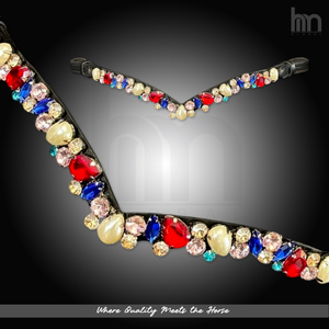 Bridelet de cheval en cuir personnalisé en forme de V avec cristaux multicolores et perles à clipser – Accessoires d'équitation scintillants - Product Image 3