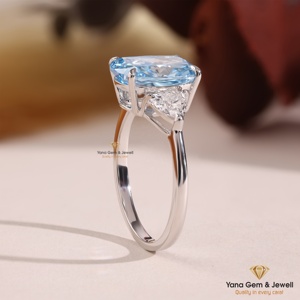 Bague mémorable pour femme en or massif 14 carats avec diamant de laboratoire CVD taille coussin, bleu vif fantaisie, clarté VS1, 3,00 carats, certifié IGI - Product Image 2