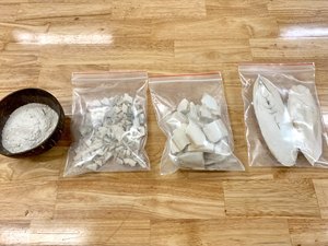 ผงแคลเซียมจากกระดูกสีน้ำตาลแดงสำหรับนก ขนาด 80-100 เมช สะอาด รับผลิตแบบ OEM แบรนด์ส่วนตัว สำหรับอุตสาหกรรมสัตว์เลี้ยงในยุโรป - Product Image 2