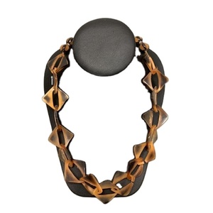 Collar de acrílico Lucite de resina de la mejor calidad, joyería de moda india para mujer con cadena de cuentas, estilos de tendencia - Product Image 1