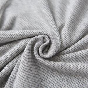 เสื้อกล้ามรัดรูปของผู้หญิงเสื้อครอปแขนกุดสีพื้นโลโก้ออกแบบได้เองและสั้นออกกำลังกาย - Product Image 6