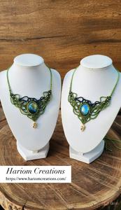 Collar de Macramé Hecho a Mano con Labradorita, Hilo Verde y Negro, Gargantilla Boho con Piedras Preciosas, Cordón Ajustable - Product Image 3