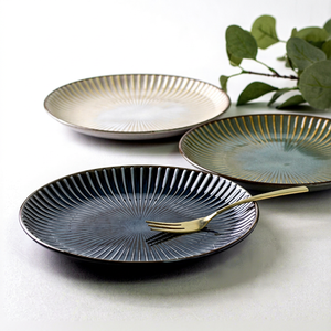 Assiettes à dîner modernes de luxe uniques en gros avec logo personnalisé en matériaux de haute qualité - Product Image 1