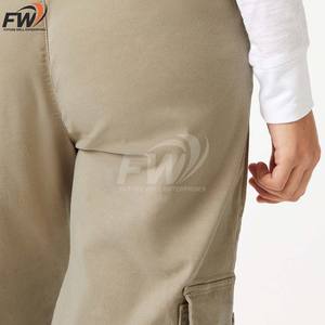กางเกงคาร์โก้ขายส่ง แบบกำหนดเองได้ ยอดนิยม สไตล์ฮิต มีกระเป๋า เอวสูง ระบายอากาศได้ดี ผลิตจากผ้าฝ้าย สำหรับผู้ชาย - Product Image 6