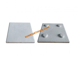 SUNTOOLS/STIPL Modèle 197B Moule en métal de forme irrégulière avec quatre points en relief pour la fabrication de bijoux - Product Image 3