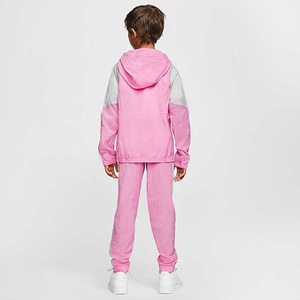 Conjuntos Deportivos para Niños de Talla Grande, Transpirables y de Alta Calidad, Marca Mega Empire 2026, Logotipo Personalizado, Color Negro y Rojo, Temporada de Invierno - Product Image 2