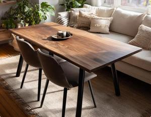 Table à manger en noyer massif à bord naturel, faite à la main, style moderne, mobilier sur mesure pour usage hôtelier - Product Image 6