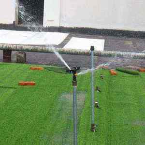 Arroseur rotatif en plastique pour une couverture d'eau uniforme dans les fermes, les jardins, les champs agricoles et les zones d'irrigation paysagère - Product Image 4