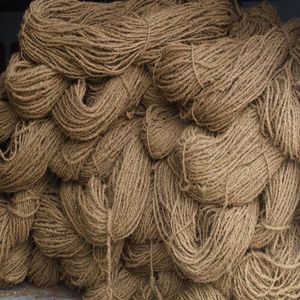 Corde en fibre de coco naturelle de qualité supérieure, écologique et biodégradable - Robuste et flexible pour l'agriculture, l'aménagement paysager, le jardinage et l'emballage - Product Image 2