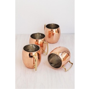 Mug en cuivre épais avec design martelé traditionnel pour un service de boissons durable et une utilisation en hôtellerie - Product Image 1