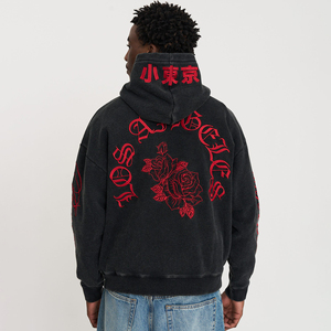 Sweat-shirt à capuche surdimensionné pour homme en coton/polyester, style streetwear, imprimé floral rouge brodé au dos, effet délavé à l'acide - Product Image 1
