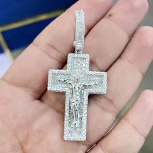 Colgante Iced Out Criss Cross de Plata 925, Colgante Hip Hop, Colgante de Fe Cristiana, Joyería Religiosa, Colgante Bling para Raperos - Product Image 3