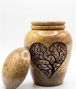 Urna funeraria de madera hecha a mano para cenizas humanas, elegante recipiente conmemorativo, acabado en madera natural, tapa segura. - Product Image 4