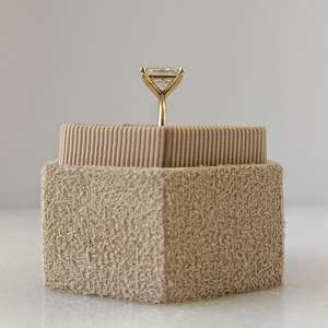 Anillo de Compromiso de Diamante de Corte Princesa de Lujo de 2.01 CT Cultivado en Laboratorio para Mujer, Oro Sólido de 14K, Regalo Sorpresa de Boda para Enamorados - Product Image 4