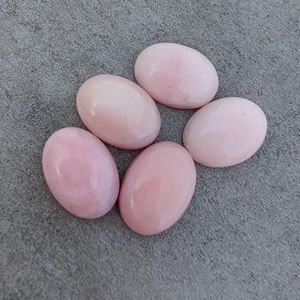 Opale rose naturelle, cabochon à dos plat calibré, pierre précieuse polie de qualité AAA+ pour bijoux - Product Image 1