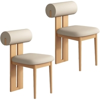 Chaise de salle à manger en bois au design onirique, nouvelle collection, pour événements et mariages, inspirée des meilleurs designs et de la meilleure fabrication au Pakistan.