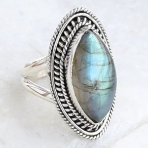 Anillo de Labradorita en Plata de Ley 925, Hecho a Mano, Estilo Boho, Anillo de Promesa para Mujer, Gema Natural en Forma de Marquesa - Product Image 2