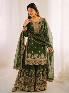 Conjunto de Kurti, Palazzo y Dupatta de Seda Bordada GMY, Mangas Largas, Listo para Usar, Ropa Festiva para Bodas, para Mujeres y Niñas - Product Image 6