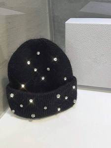 หมวกบีนนี่ถักประดับพลอยเทียมสำหรับผู้หญิงหมวกแบบสวมศีรษะแบบนุ่มมีกระดุมข้อมือสำหรับฤดูหนาวอุปกรณ์เสริมสำหรับสภาพอากาศหนาวเย็นล่าสุด - Product Image 6