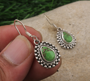Pendientes Colgantes de Plata de Ley 925 con Cuentas de Cobre Verde Vintage, Estilo Boho, Acabado Antiguo, con Gema Verde para Bodas y Fiestas - Product Image 1