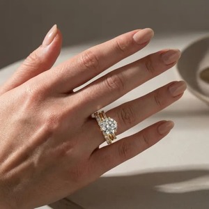 925 Moissanite 4.0 Carat 10.0mm Classic Round Cut <b>Solitaire</b> Engagement <b>Ring</b> in Sterling <b>Silver</b> Yellow Gold Plating VVS Clarity - Product Image 2