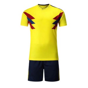 Conjunto de Camiseta de Fútbol Unisex Amarilla, Cuello en V, Manga Corta, Absorbe la Humedad, Ecológica, Poliéster Elástico en Cuatro Direcciones, Estampado Geométrico - Product Image 1