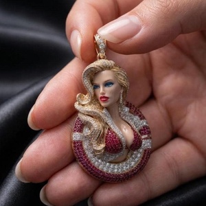 Pendentif Moissanite à couleur personnalisable, plaqué rhodium, ton or, avec incrustation de pierres rouges et blanches, bijou cadeau - Product Image 2