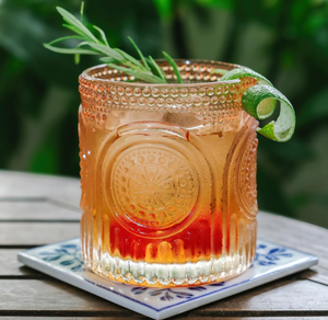 Verres à boire dorés à motif floral rétro, verrerie vintage perlée, verres texturés pour eau et cocktails, verres cadeaux pour les fêtes - Product Image 3