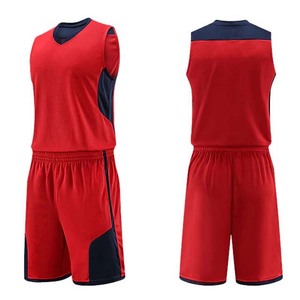 Uniformes de Baloncesto Personalizados al por Mayor, Uniformes Transpirables de Secado Rápido para Entrenamiento, Uniformes de Baloncesto Sublimados al por Mayor - Product Image 3