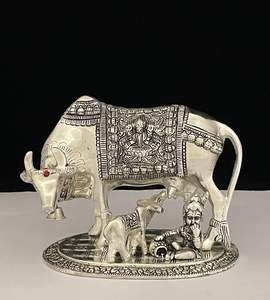 Vaca y ternero bañados en plata con embalaje en caja de regalo - Product Image 2