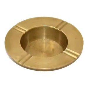 Cendrier portable en métal compact, porte-cendres de cigarette résistant au vent, pour l'extérieur et l'intérieur, idéal pour les voyages - Product Image 2