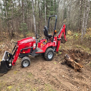 Tracteur compact Massey Ferguson GC 1723E 24,5 CV 4x4 avec chargeur à engrenages et surveillance à distance pour équipement agricole - Product Image 4