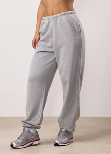 Ensemble sweat à capuche et pantalon de jogging en polaire gris clair surdimensionné pour femme, manches longues, style décontracté streetwear, coupe ample, tenue de détente - Product Image 3