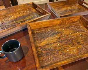 Juego de 3 bandejas de madera hechas a mano, bandejas decorativas para mesa de centro, bandeja de servicio rústica estilo granja, decoración para el hogar, regalo - Product Image 1