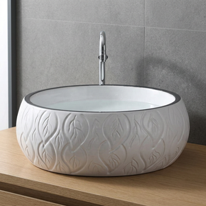 Lavabo de cerámica plateada de lujo, moderno y artístico, para decoración de baños de hoteles y villas. - Product Image 3