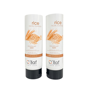 Tube de crème pour le visage en matériau PE premium D40/D50 avec bouchon à clapet, impression offset et sérigraphie, logo personnalisé, finition brillante - Product Image 2